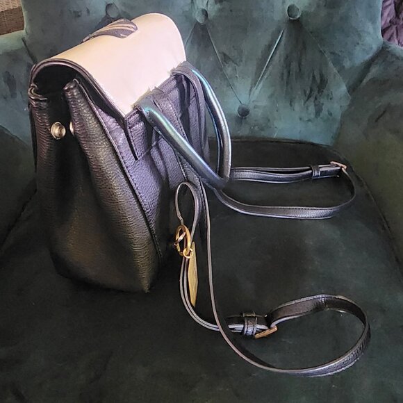 Danielle Nicole Ravenclaw Harry Potter MiniBackpack GUC - Picture 5 of 5